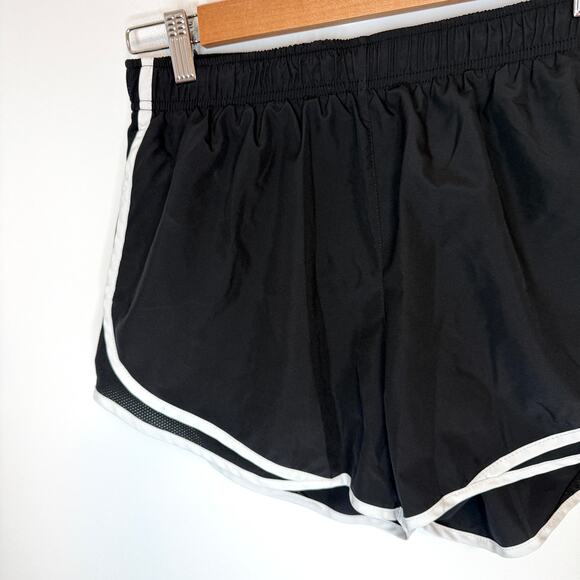 Nike Dri Fit Tempo Shorts In Black White Size Large - Picture 4 of 9